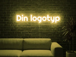 Neonskylt «Din logotyp» i gul LED-neon, monterad på vägg