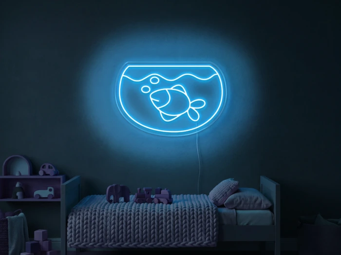 Neonskylt «Akvarium» i isblå LED-neon, monterad på vägg