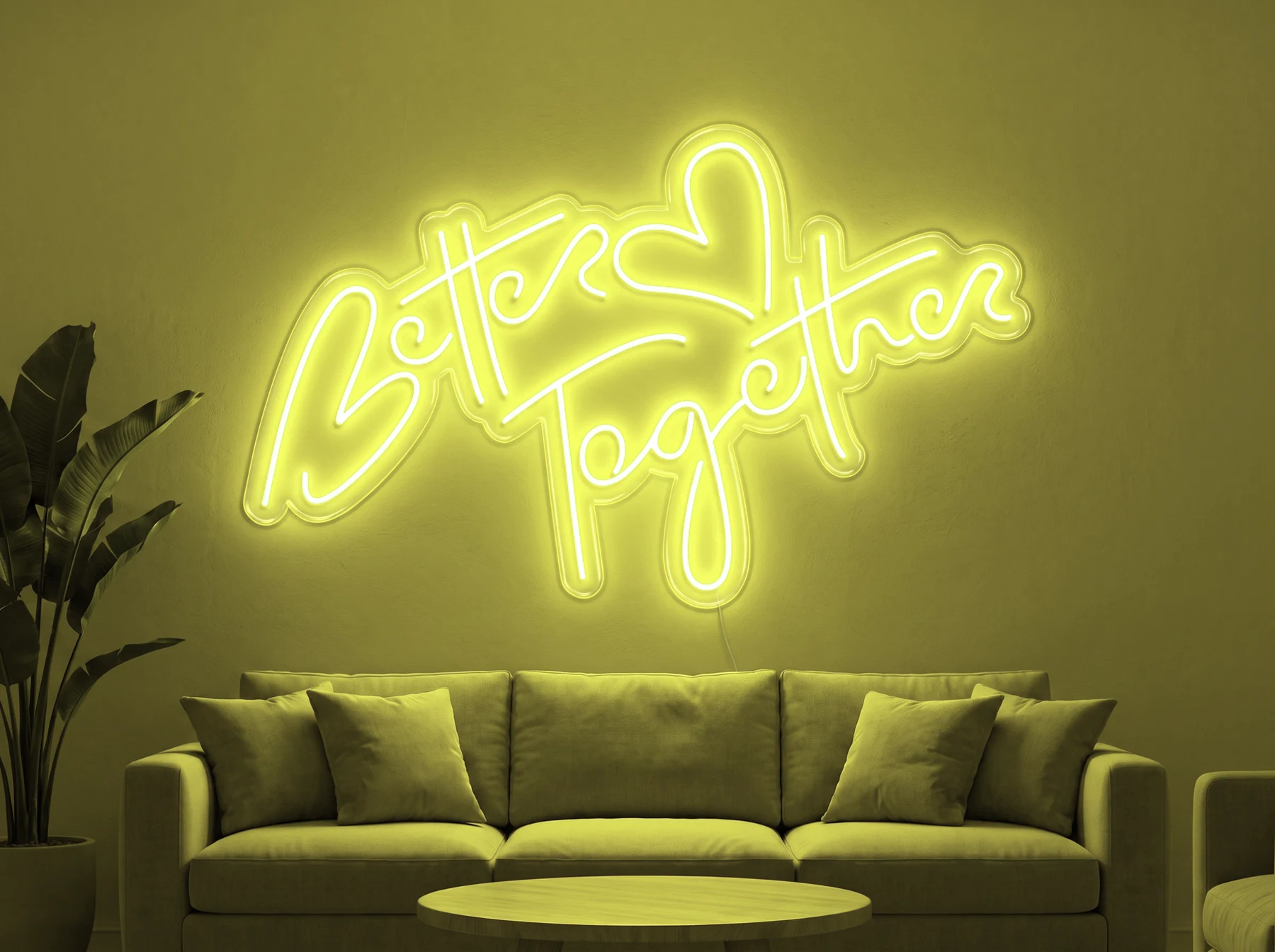 Neonskylt «Better Together» i gul LED-neon, monterad på vägg
