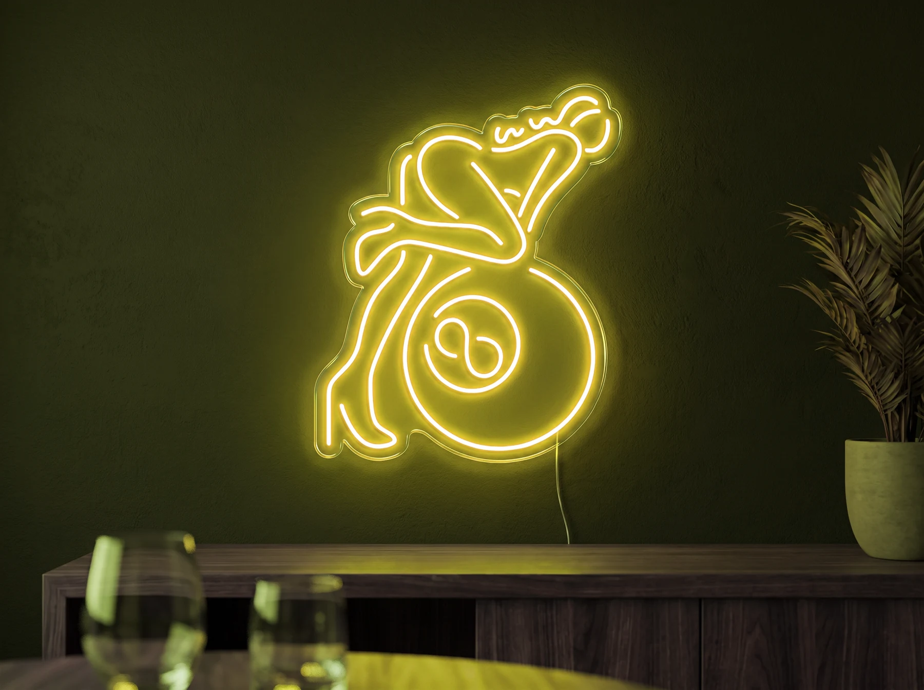 Neonskylt «Biljard» i gul LED-neon, monterad på vägg
