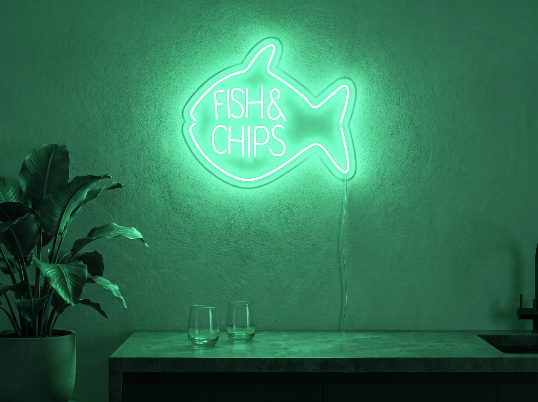 Neonskylt «Fish & Chips» i mintgrön LED-neon, monterad på vägg