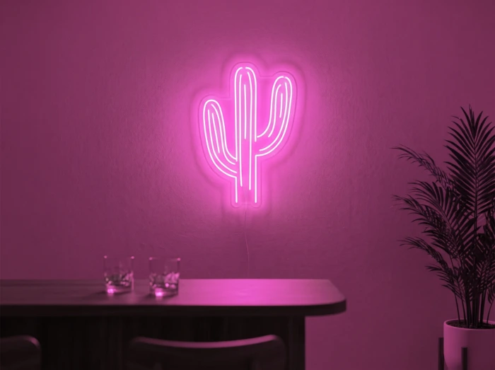 Neonskylt «Kaktus» i rosa LED-neon, monterad på vägg