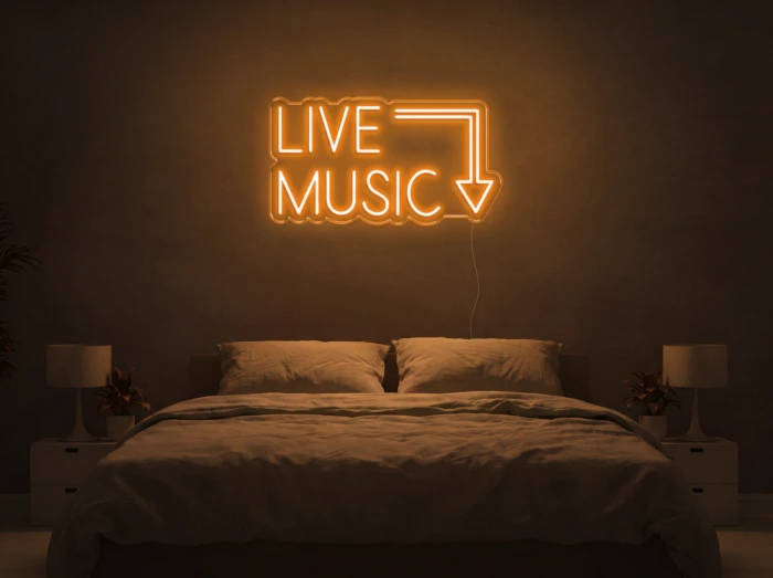 Neonskylt «Live Music» i orange LED-neon, monterad på vägg
