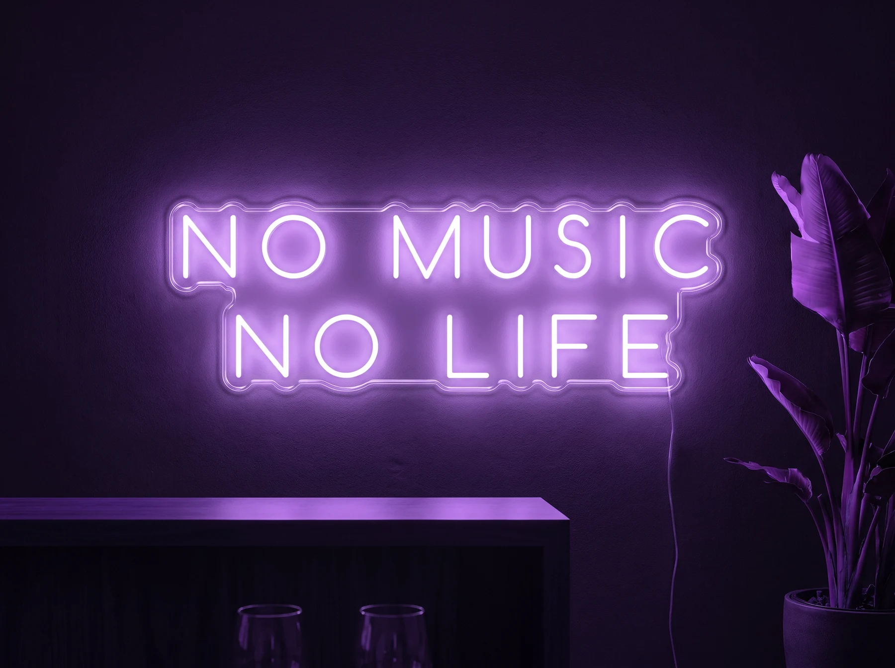 Neonskylt «No Music No Life» i lila LED-neon, monterad på vägg