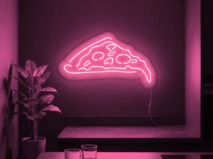 Neonskylt «Pizzaskiva» i rosa LED-neon, monterad på vägg