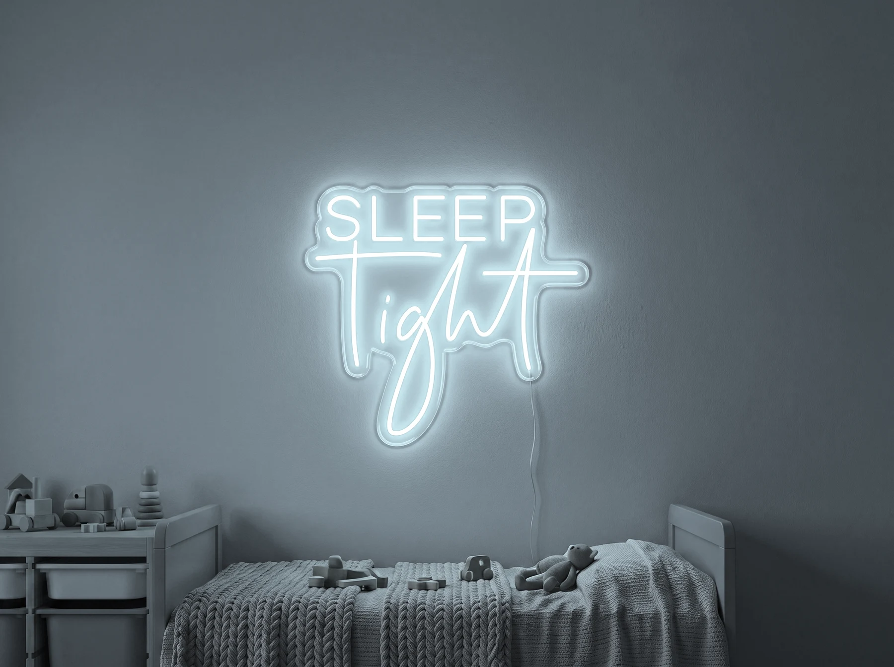 Neonskylt «Sleep Tight» i iskall vit LED-neon, monterad på vägg