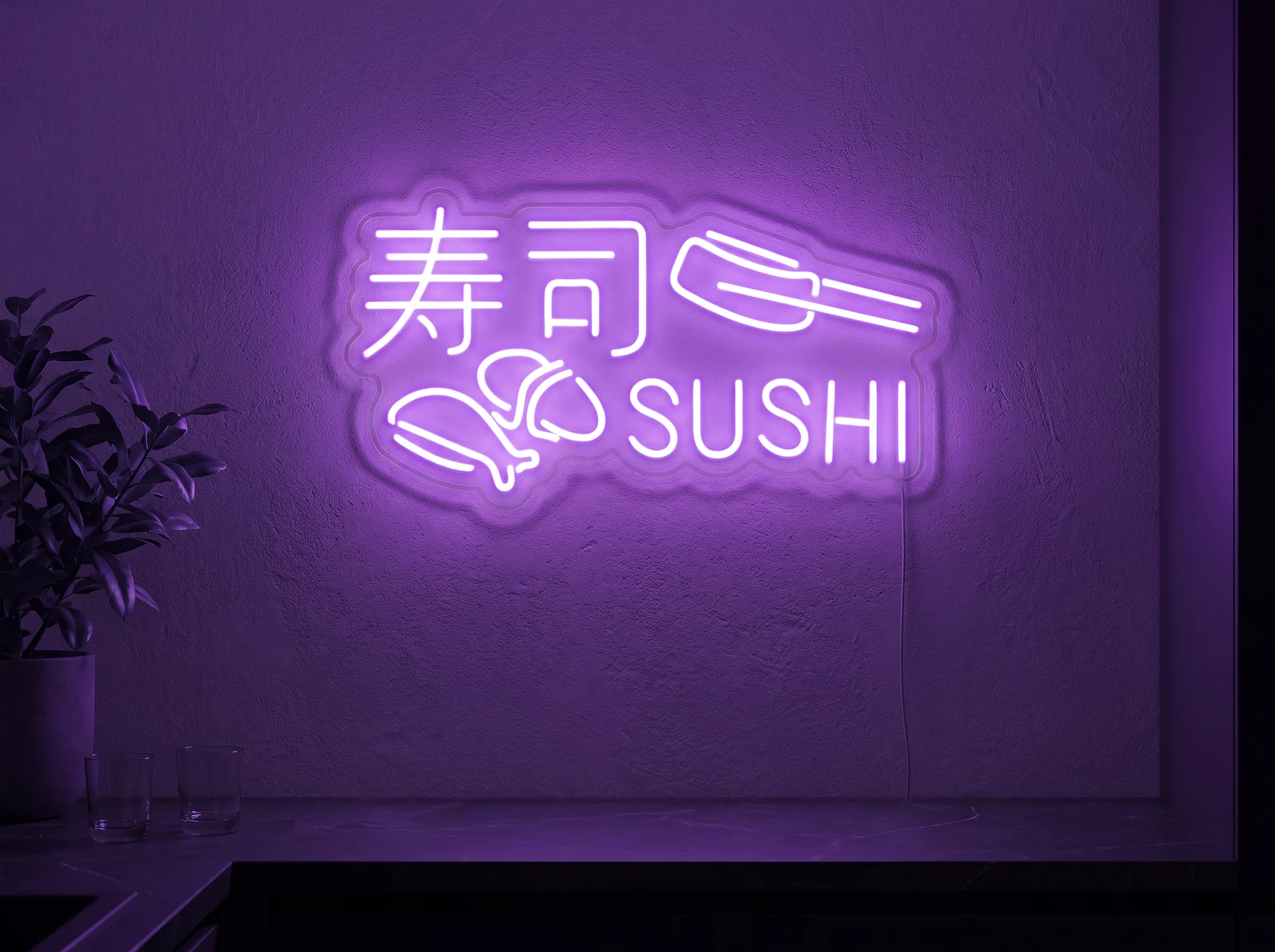 Neonskylt «Sushi» i lila LED-neon, monterad på vägg